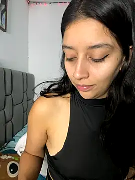 BrittanyDiaz online show from September 2025 05:46:01 PM