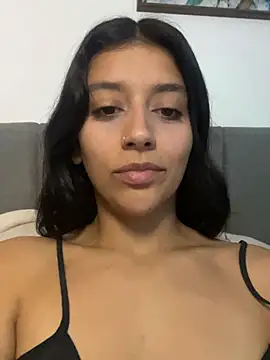BrittanyDiaz online show from July 2026 08:33:02 PM
