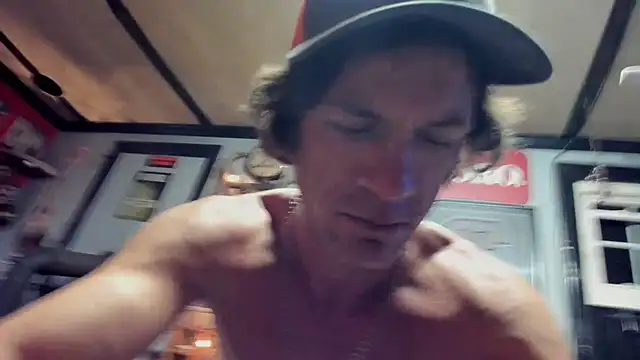 mowingman26 online show from December 2025 09:25:01 AM