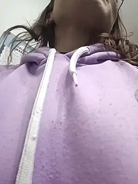 Snapshot of karlamorris_ chatting on February 2025 06:55:01 PM karlamorris online show from February 2025 06:55:01 PM