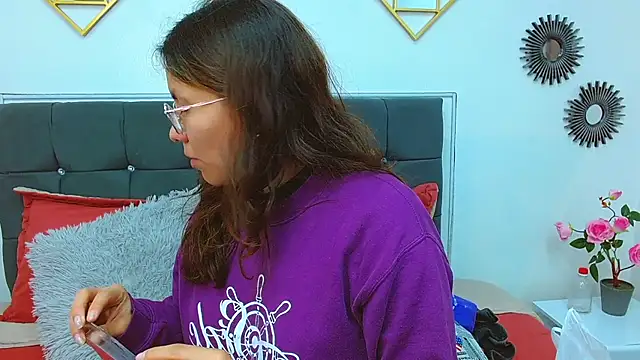 Snapshot of karlamorris_ chatting on February 2025 01:51:01 PM karlamorris online show from February 2025 01:51:01 PM