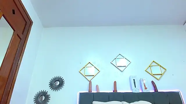 Snapshot of karlamorris_ chatting on March 2025 05:17:02 PM karlamorris online show from March 2025 05:17:02 PM