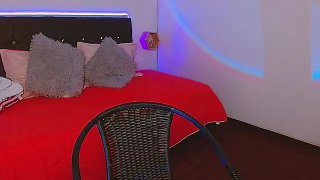 Snapshot of karlamorris_ chatting on March 2025 02:24:01 PM karlamorris online show from March 2025 02:24:01 PM