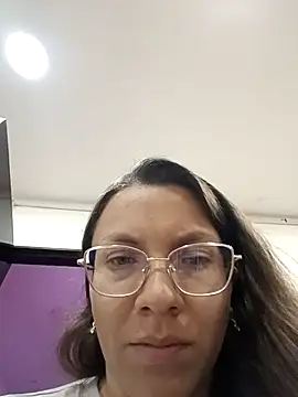 Snapshot of karlamorris_ chatting on October 2025 01:39:02 PM karlamorris online show from October 2025 01:39:02 PM