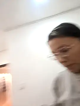 Snapshot of karlamorris_ chatting on October 2025 02:04:02 PM karlamorris online show from October 2025 02:04:02 PM