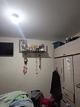 Snapshot of karlamorris_ chatting on November 2025 11:43:02 AM karlamorris online show from November 2025 11:43:02 AM