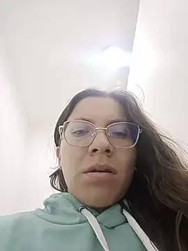 Snapshot of karlamorris_ chatting on November 2025 02:42:01 PM karlamorris online show from November 2025 02:42:01 PM