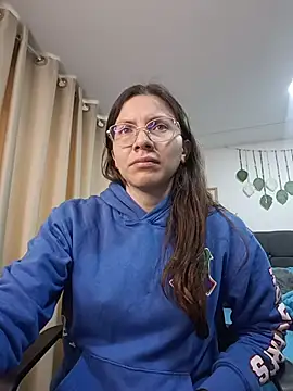 Snapshot of karlamorris_ chatting on November 2025 07:06:01 PM karlamorris online show from November 2025 07:06:01 PM