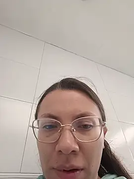 Snapshot of karlamorris_ chatting on December 2025 01:20:02 PM karlamorris online show from December 2025 01:20:02 PM