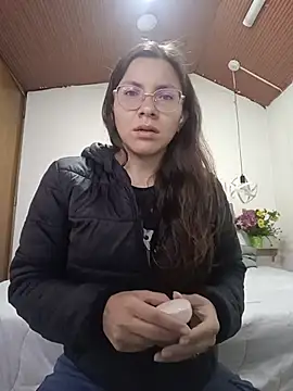 Snapshot of karlamorris_ chatting on December 2025 01:09:02 PM karlamorris online show from December 2025 01:09:02 PM