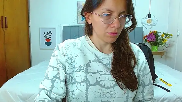 Snapshot of karlamorris_ chatting on December 2025 01:27:02 PM karlamorris online show from December 2025 01:27:02 PM