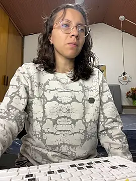 Snapshot of karlamorris_ chatting on February 2026 01:09:02 PM karlamorris online show from February 2026 01:09:02 PM