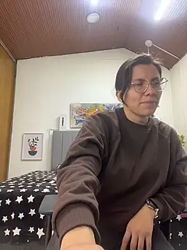 karlamorris  online show from April 2026 01:12:02 PM