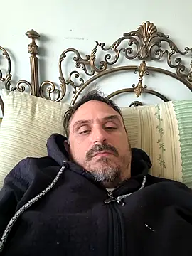 Snapshot of italovene chatting on October 2025 07:45:02 AM italovene online show from October 2025 07:45:02 AM