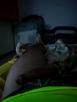 Snapshot of italovene chatting on March 2026 04:39:01 AM italovene online show from March 2026 04:39:01 AM