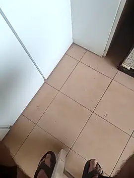 Snapshot of italovene chatting on April 2026 11:21:02 AM italovene online show from April 2026 11:21:02 AM