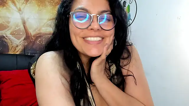 Snapshot of Lust_Mom41 chatting on December 2024 06:22:01 PM Lust Mom41 online show from December 2024 06:22:01 PM