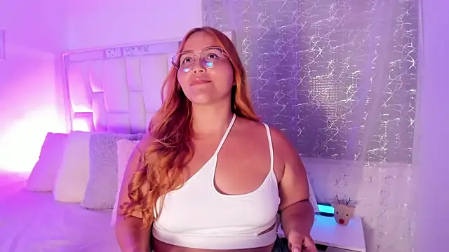 LeahxBarker online show from December 2025 02:40:02 AM