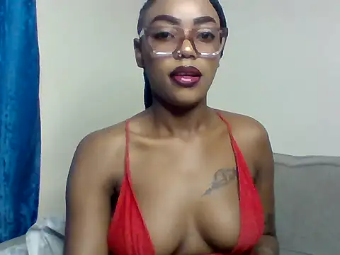 Snapshot of _crystal_princesss chatting on June 2026 05:39:02 PM crystal princesss online show from June 2026 05:39:02 PM