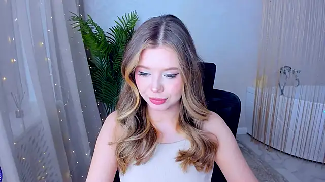 FollowLovee online show from January 2025 07:39:02 PM