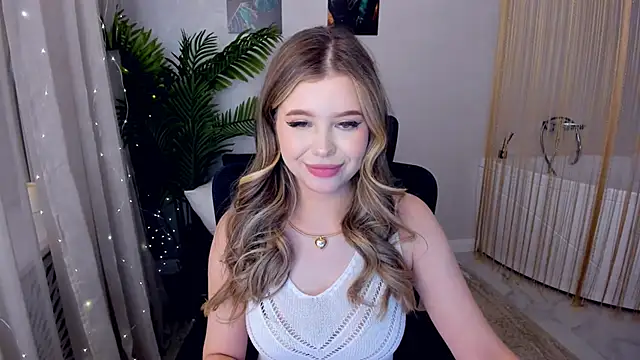 FollowLovee online show from March 2025 10:54:01 PM