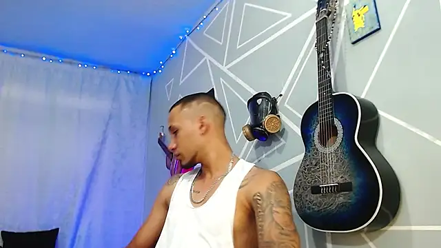 MagnusFrost online show from February 2025 09:22:01 PM