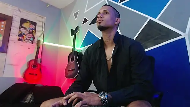 MagnusFrost online show from October 2025 06:05:02 AM