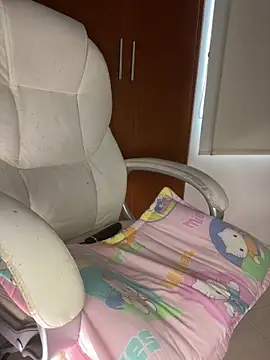 LynnSam  online show from December 2024 09:48:01 PM