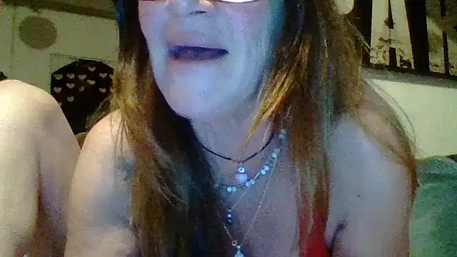 gildamilf online show from April 2026 07:44:02 PM