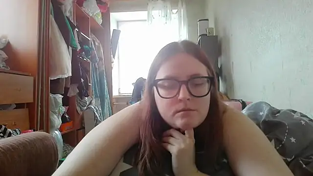 Snapshot of DesireMelissa chatting on April 2026 07:12:02 AM DesireMelissa online show from April 2026 07:12:02 AM
