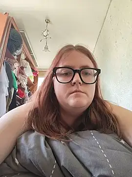 Snapshot of DesireMelissa chatting on May 2026 07:49:02 AM DesireMelissa online show from May 2026 07:49:02 AM