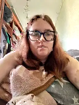 Snapshot of DesireMelissa chatting on May 2026 05:57:02 AM DesireMelissa online show from May 2026 05:57:02 AM