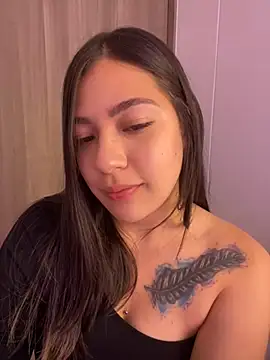 Latina vanessa online show from January 2025 12:16:02 AM