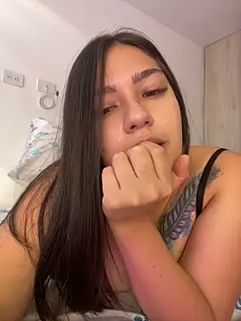 Latina vanessa online show from January 2025 10:21:01 PM