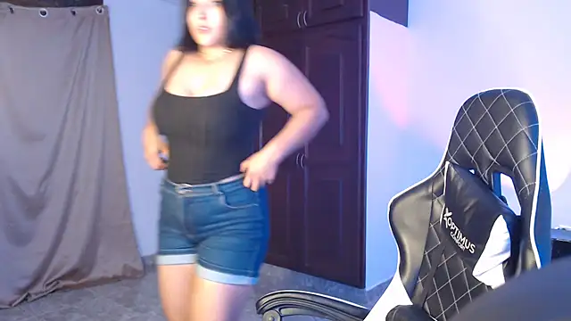 Zetrionn online show from January 2025 02:33:01 AM