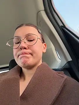 RinaCat online show from April 2026 05:27:01 AM