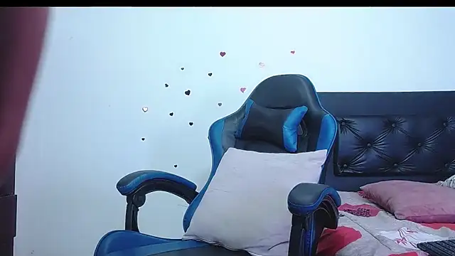 Georgina Copper online show from April 2026 08:58:01 PM