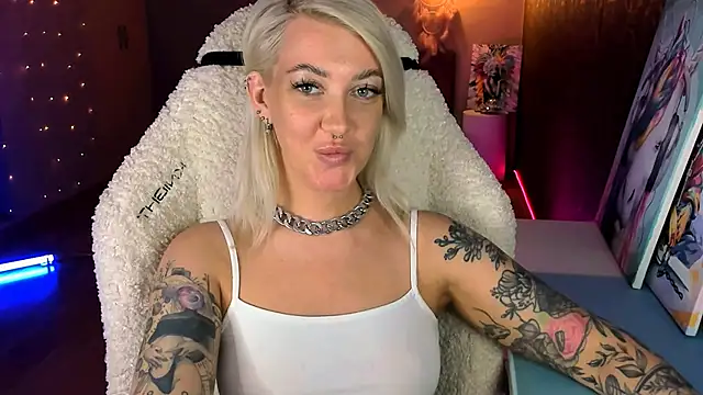 tykioty Miley online show from May 2026 01:40:01 PM