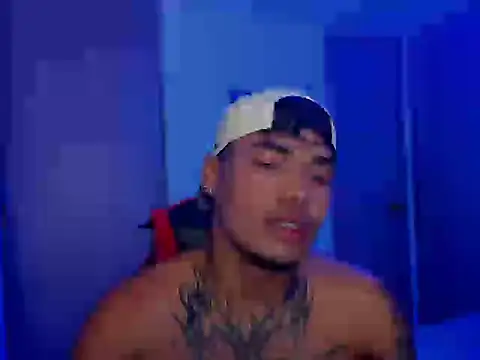 thomas latin boy online show from September 2025 01:05:01 AM