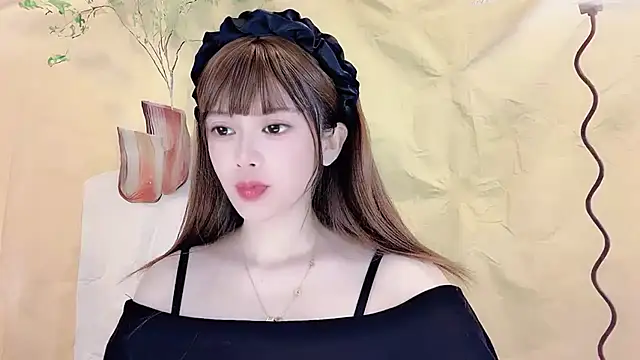 VIWVI online show from October 2025 04:23:02 AM