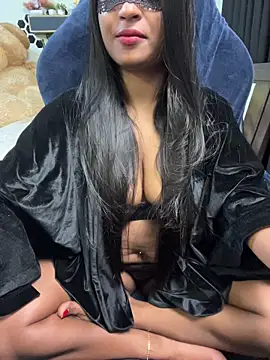 LillyLive online show from February 2026 07:54:01 PM