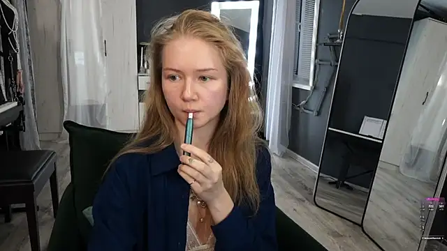 Alexandra Demore online show from July 2026 08:16:01 PM