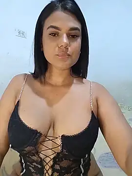 Snapshot of AntonellaShot chatting on June 2026 07:00:02 AM AntonellaShot online show from June 2026 07:00:02 AM