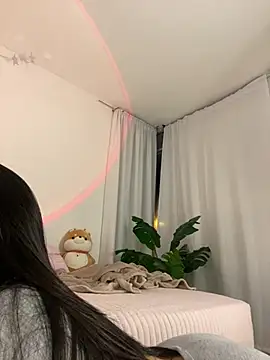 Snapshot of montmariana chatting on February 2025 01:13:01 AM montmariana online show from February 2025 01:13:01 AM