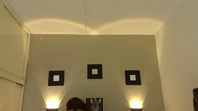 ashley Tompson1 online show from January 2025 12:06:02 PM