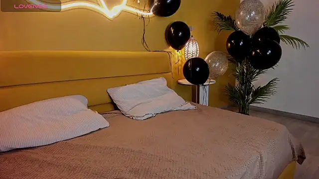 Snapshot of EvaMoran chatting on January 2025 05:15:02 AM EvaMoran online show from January 2025 05:15:02 AM