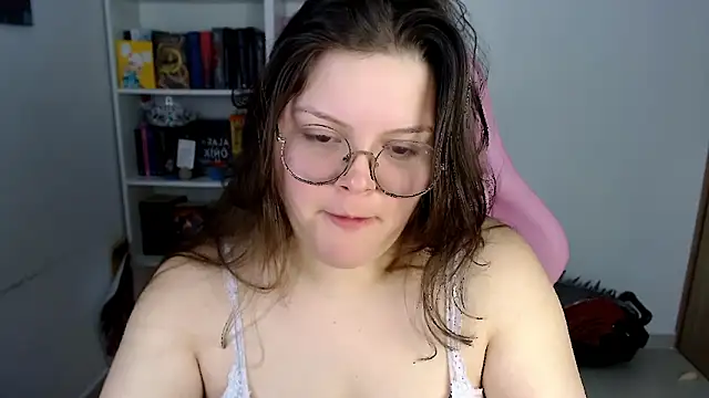 Gabiwaifu online show from February 2026 07:21:01 PM