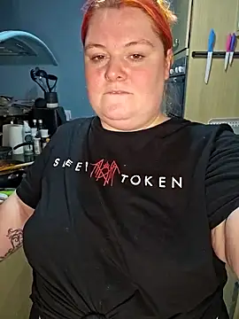 bbw olive peach online show from February 2025 08:44:02 PM