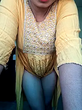 Priya Bong online show from November 2025 07:41:02 AM