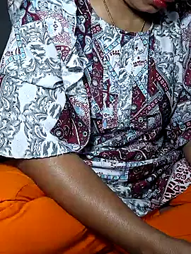 Priya Bong online show from February 2026 05:04:01 AM